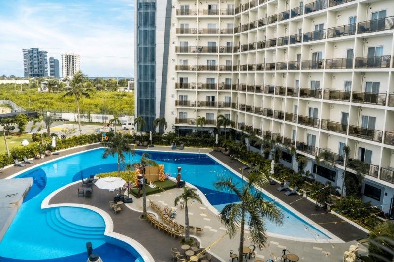 フィリピン留学 Cebu21 - CIA-SWIMMING POOL-6